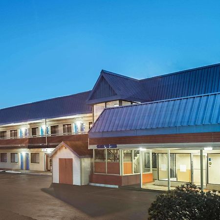 Budget Inn/ Natick Exterior foto